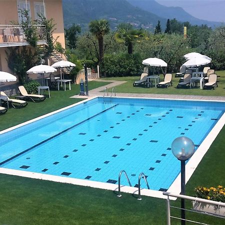 Hotel Panoramica Salò Dış mekan fotoğraf