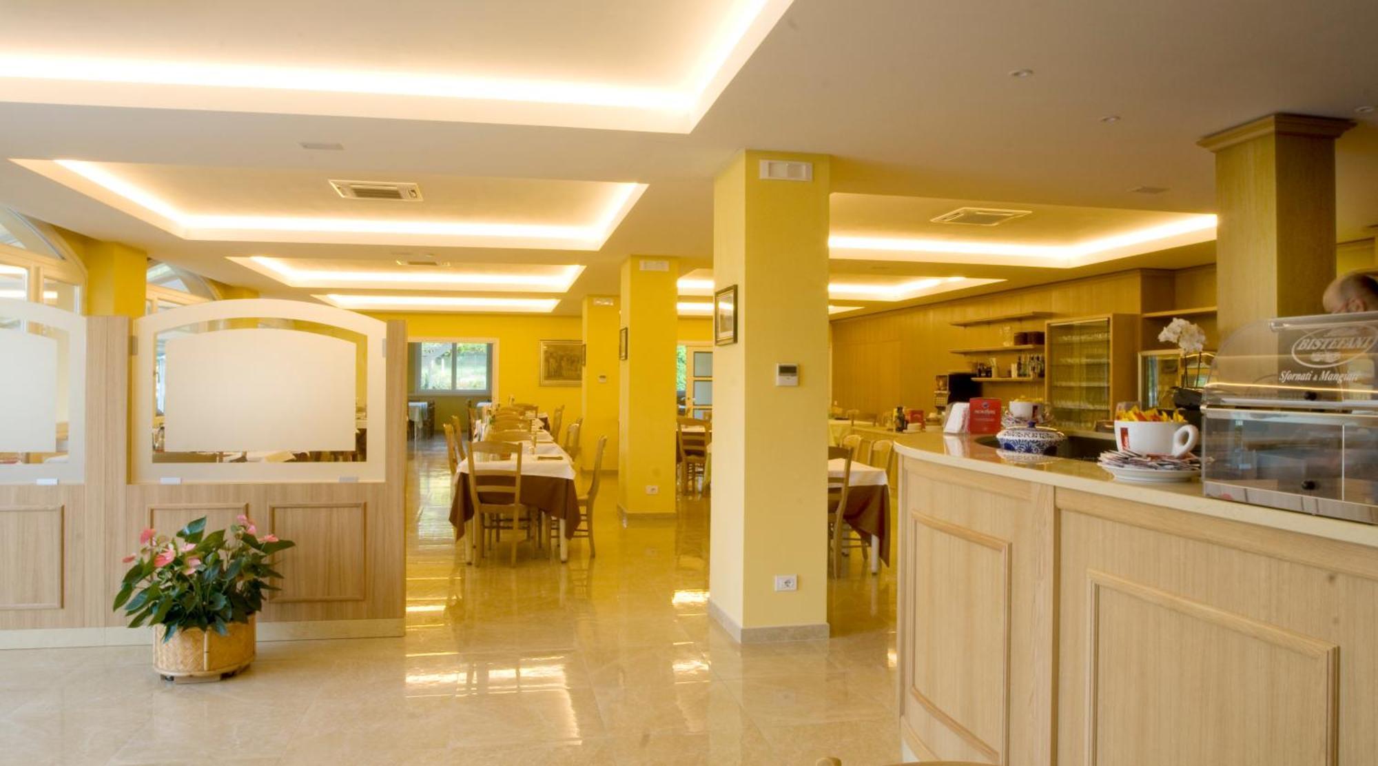 Hotel Panoramica Salò Dış mekan fotoğraf