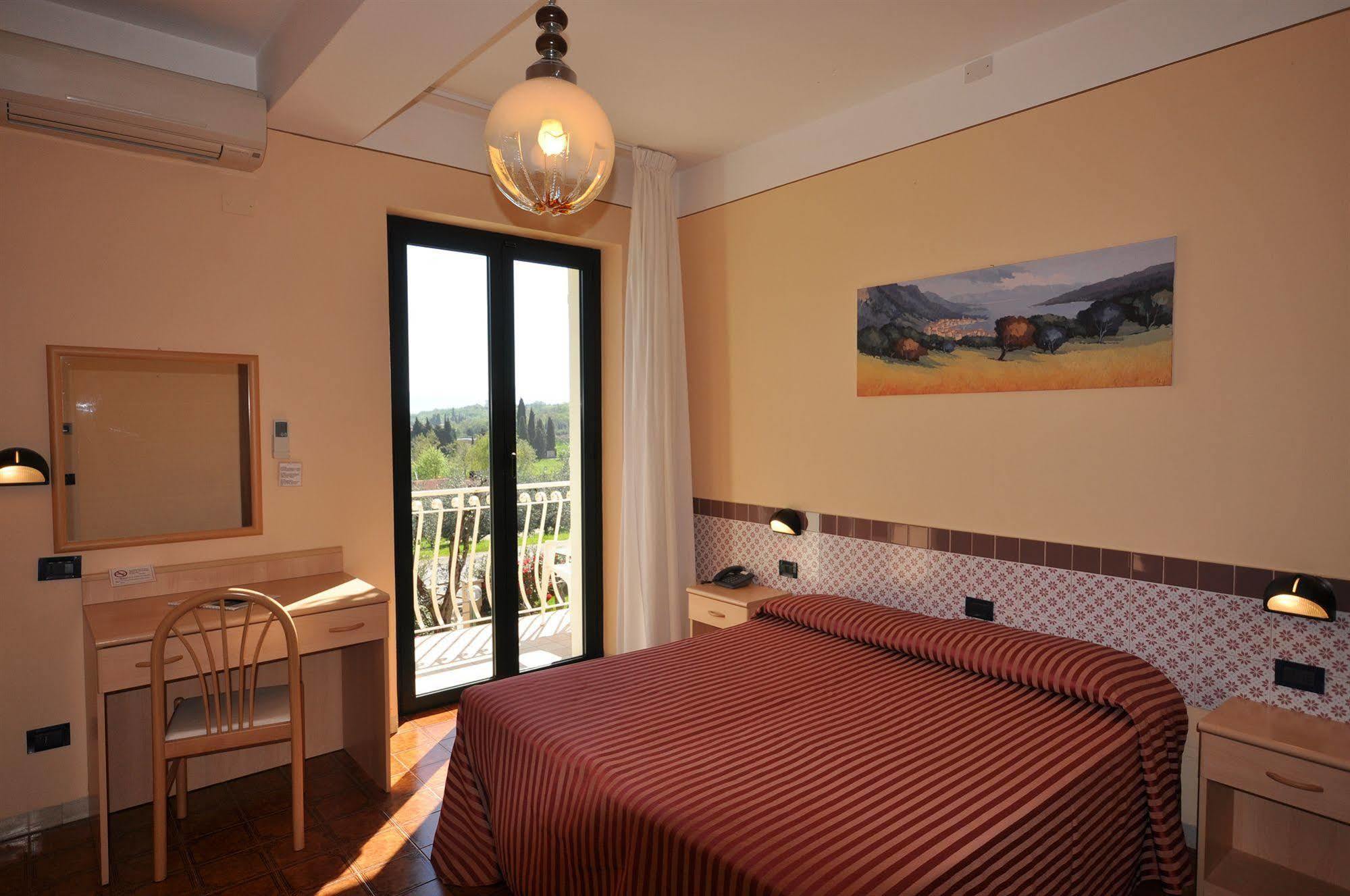Hotel Panoramica Salò Dış mekan fotoğraf